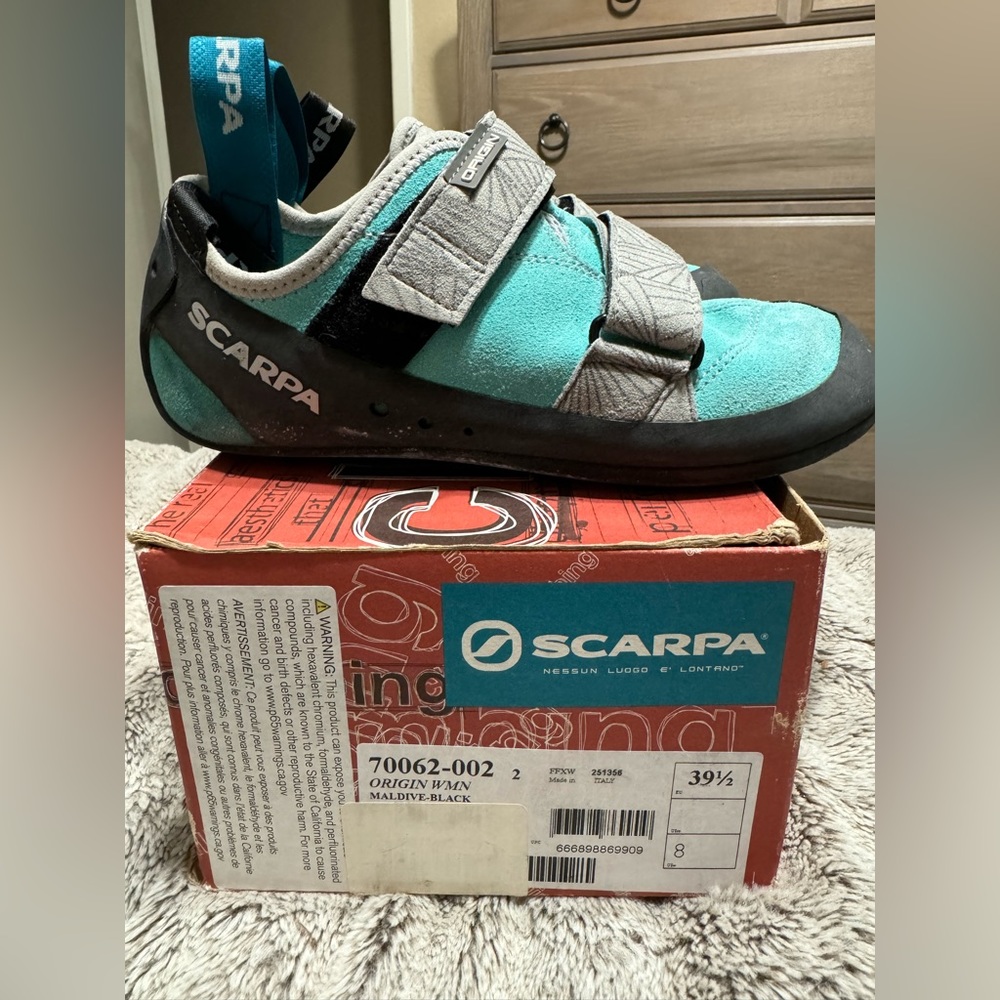 Scarpa Origin Climbing Shoes Size 8 in Women’s / 7 in Men’s